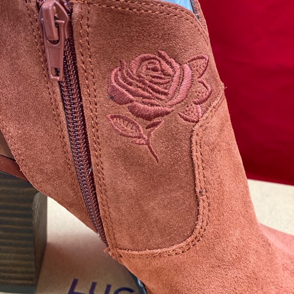 Lucky Brand Open Toe Ankle Boots - Picture 8 of 8